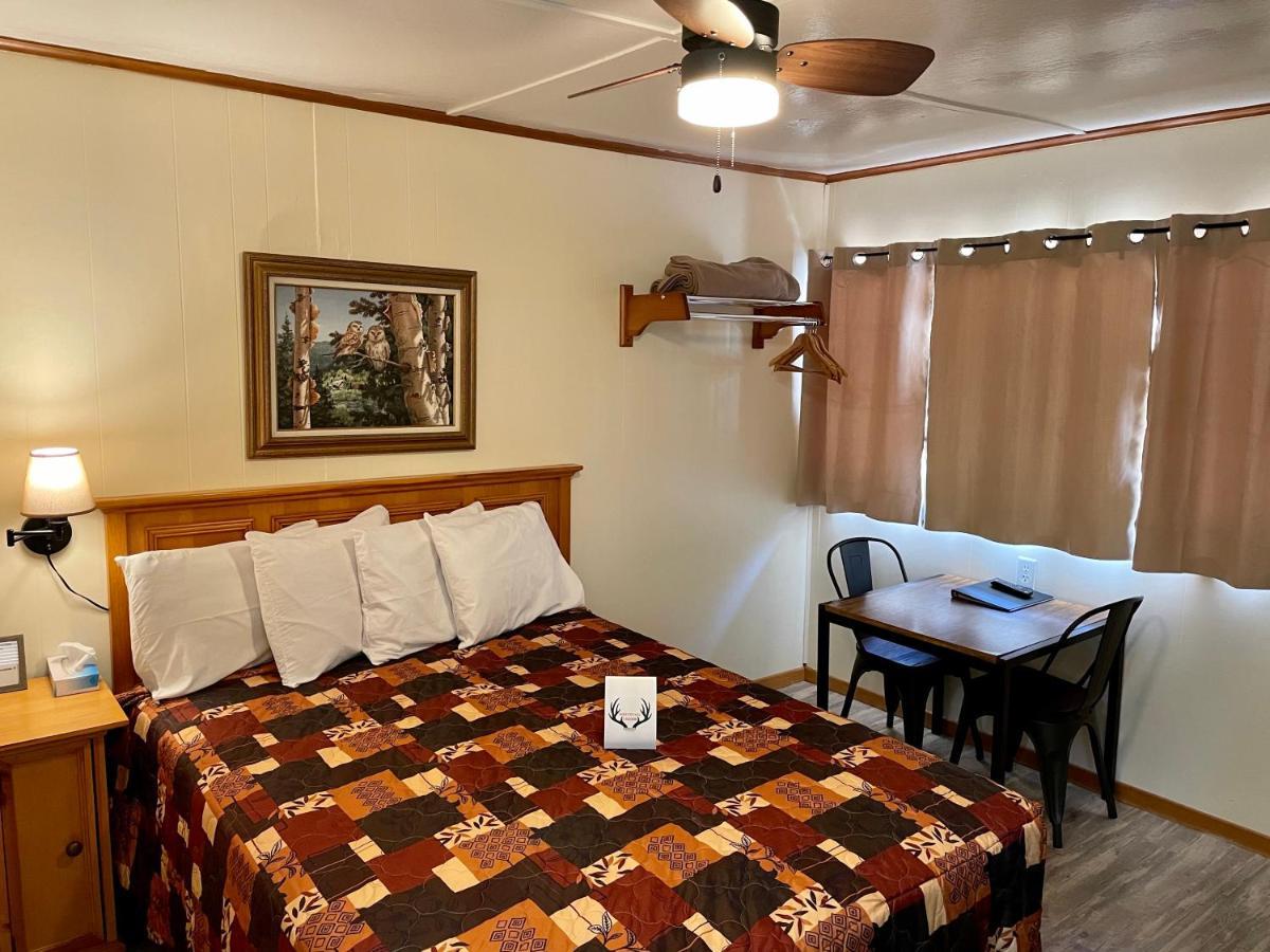 Whitetail Creek Resort Lead Extérieur photo