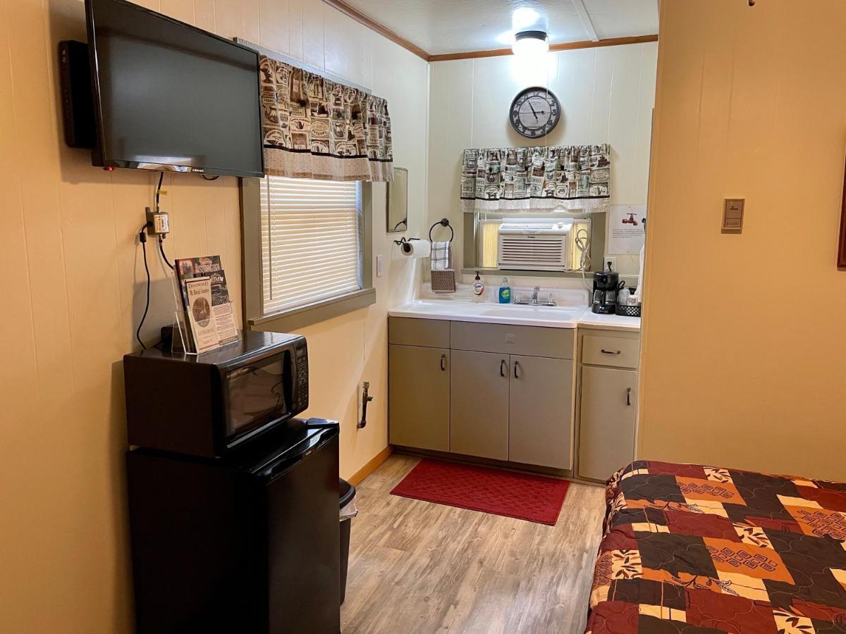 Whitetail Creek Resort Lead Extérieur photo